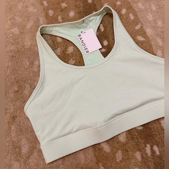 Bandier light green NWT Center Stage Rib Bra women’s size XL - Picture 3 of 7